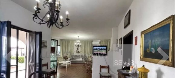 4 bedrooms Villa in Pula, Italy No. 61265 12