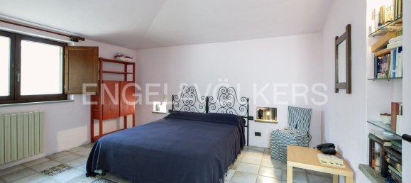 4 bedrooms Villa in Capoterra, Italy No. 64086 10