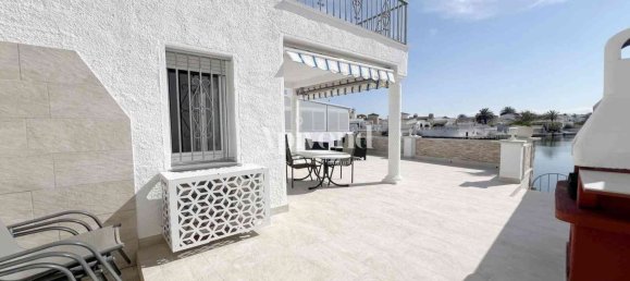 3 bedrooms Townhouse in Empuriabrava, Spain No. 160773 6