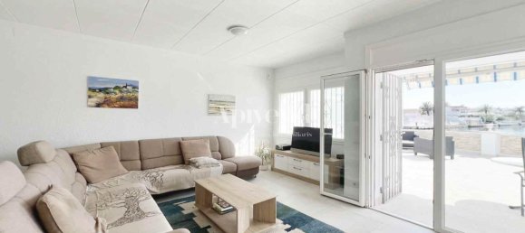 3 bedrooms Townhouse in Empuriabrava, Spain No. 160773 9