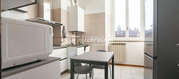 Квартира с 3 комнатами в Ваприо д’Адда, Италия № 38660 38