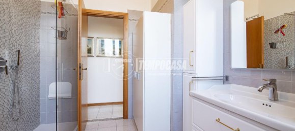 Квартира с 3 комнатами в Ваприо д’Адда, Италия № 38660 95