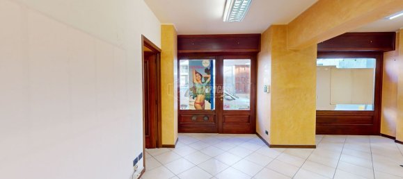 Entrepôt à Turin, Italy 70m² No. 71724 4