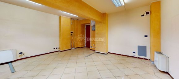 Entrepôt à Turin, Italy 70m² No. 71724 12