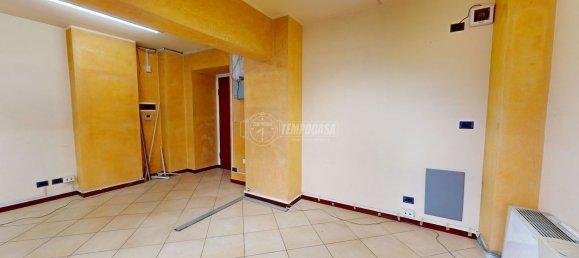 Entrepôt à Turin, Italy 70m² No. 71724 8