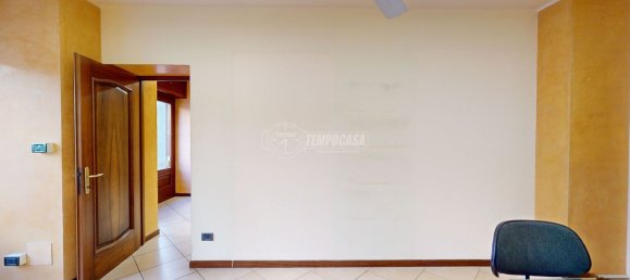 Entrepôt à Turin, Italy 70m² No. 71724 14