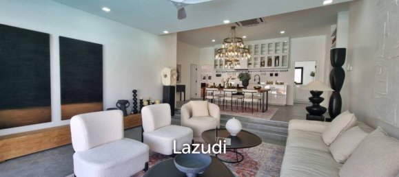 5 bedrooms Villa in Pattaya, Thailand No. 25498 9