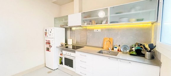 2 bedrooms Apartment in Ciutat Vella, Spain No. 114957 5