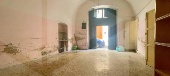 3-salle Appartement à Andria, Italy No. 9265 3