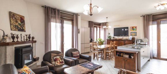 4 rooms Penthouse in Coriano, Italy No. 287749 2