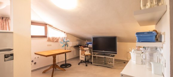 4 rooms Penthouse in Coriano, Italy No. 287749 17