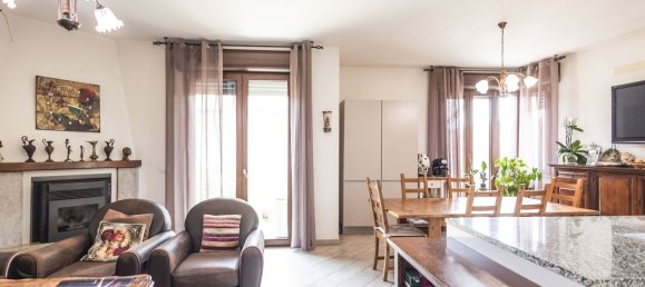 4 rooms Penthouse in Coriano, Italy No. 287749 3