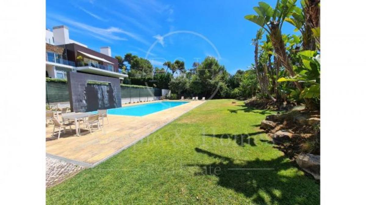 Casa T4 em Cascais, Portugal N.º 2739