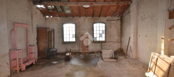 Garagem em Baschi, Italy 75 m² N.º 349808 2