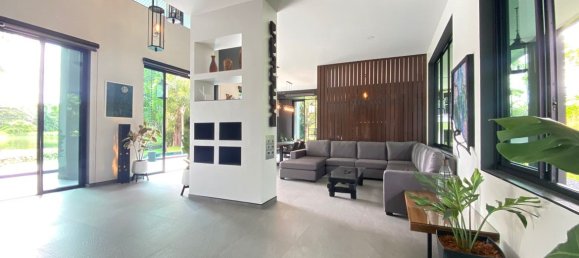 6 bedrooms House in Chiang Mai, Thailand No. 27046 2