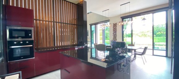 6 bedrooms House in Chiang Mai, Thailand No. 27046 13