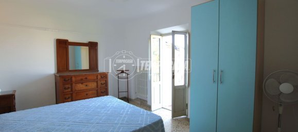 5 bedrooms House in Fermo, Italy No. 316004 8