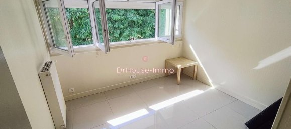 Casa de 3 dormitorios en Louvres, France No. 140293 4