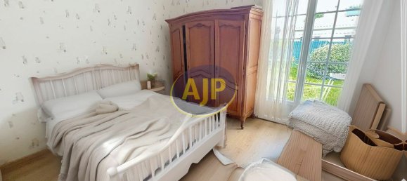 3 Schlafzimmer Haus in Merignac, France, Nr. 361851 9