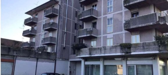 Apartamento de 5 dormitorios en Casaleone, Italy No. 346500 5