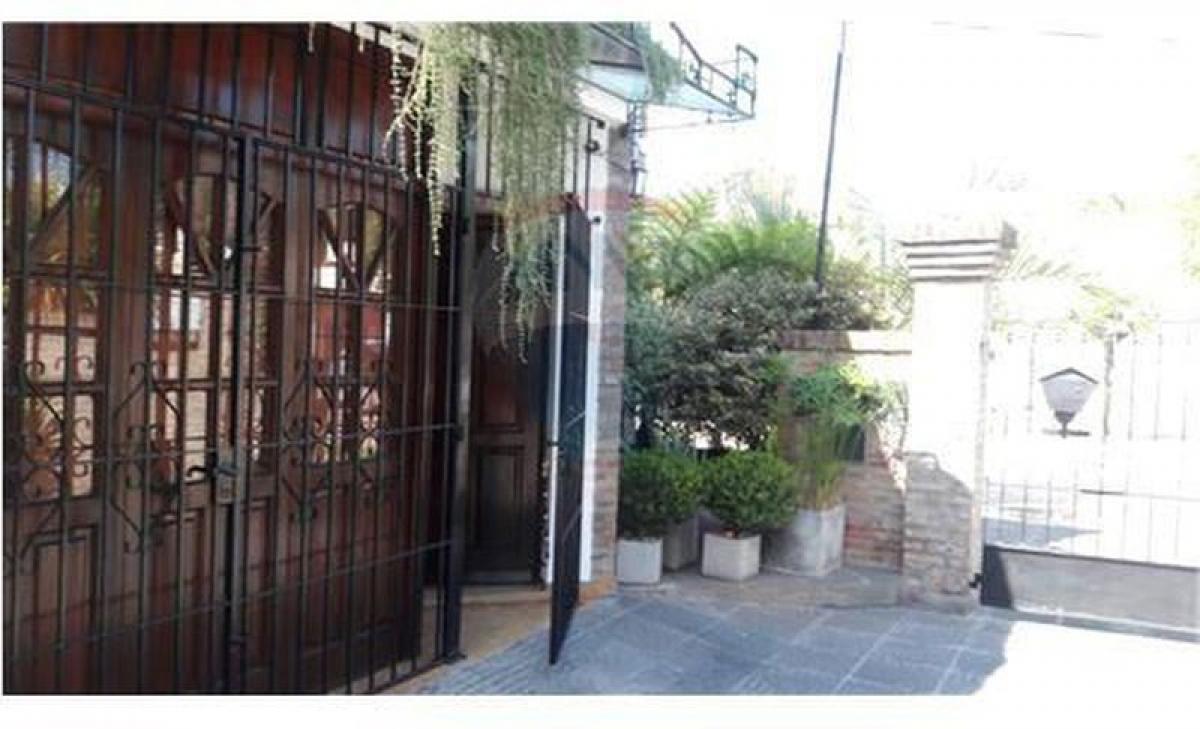 2 bedrooms House in General Rodriguez, Argentina No. 20417