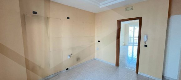 Apartamento de 3 divisões em Bari, Italy N.º 33868 25