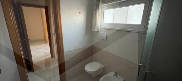 Apartamento de 3 divisões em Bari, Italy N.º 33868 7