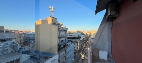 Apartamento de 3 divisões em Bari, Italy N.º 33868 31