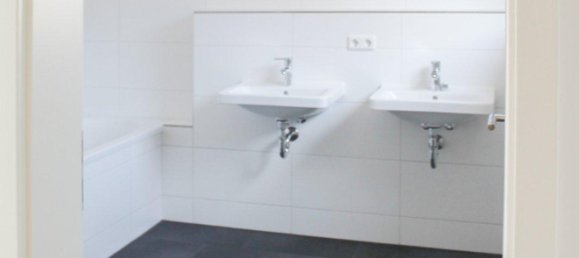 5 rooms Townhouse in Dresden, Germany No. 289413 4