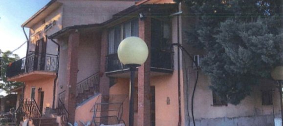 Villa de 8 dormitorios en Assisi, Italy No. 324197 3