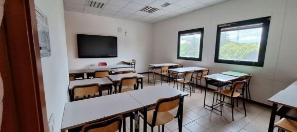 Lagerhaus in Tolentino, Italy 1246m², Nr. 372713 11