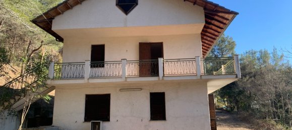 10 rooms House in Testico, Italy No. 256968 3