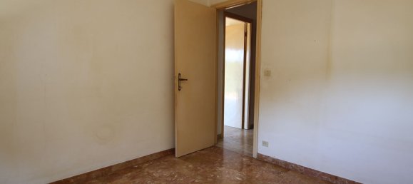 4 rooms Apartment in Neirone, Italy No. 271857 19