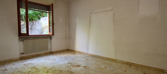 4 rooms Apartment in Neirone, Italy No. 271857 5