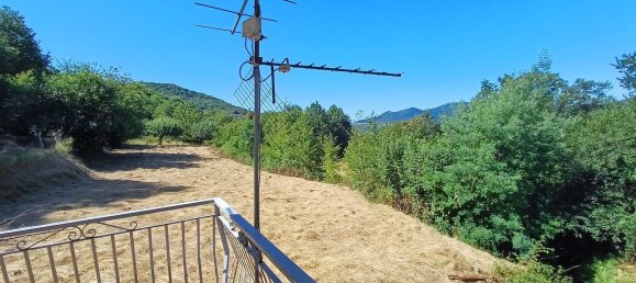 4 rooms Apartment in Neirone, Italy No. 271857 10