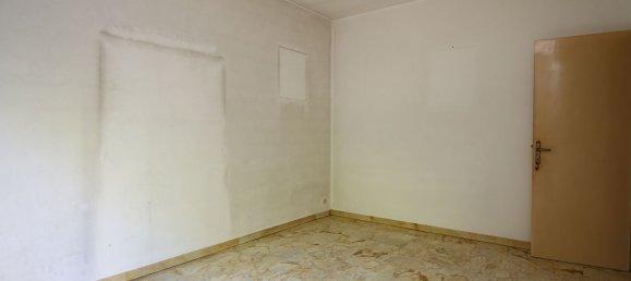 4 rooms Apartment in Neirone, Italy No. 271857 14