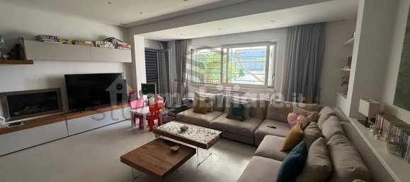 3 bedrooms Villa in Giugliano in Campania, Italy No. 259649 8