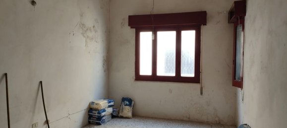 5 rooms Apartment in Neviano, Italy No. 167409 16