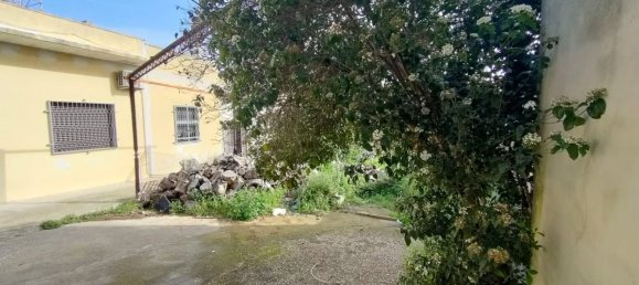 5 rooms Apartment in Neviano, Italy No. 167409 3