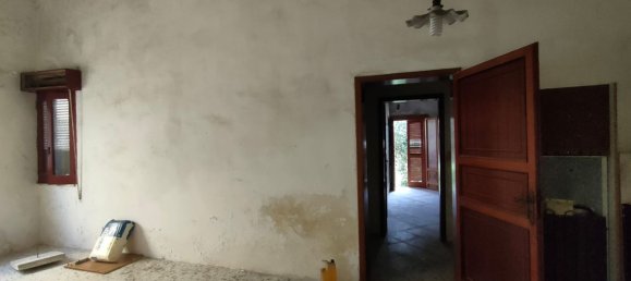 5 rooms Apartment in Neviano, Italy No. 167409 6
