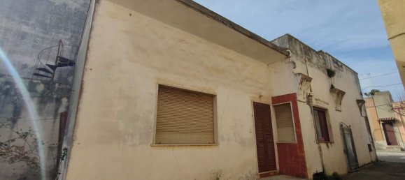 5 rooms Apartment in Neviano, Italy No. 167409 9