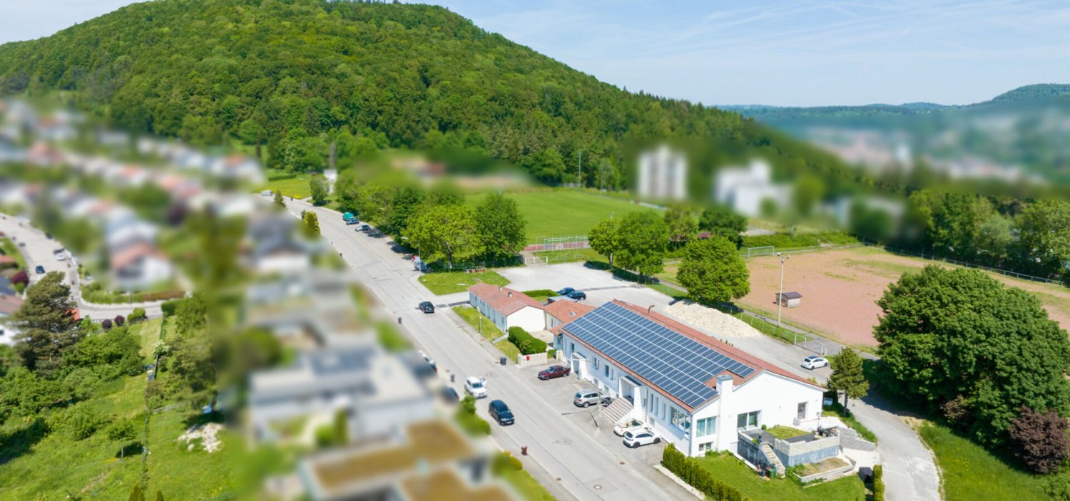 Edificio de 16 habitaciónes en Zollernalbkreis, Germany No. 355934