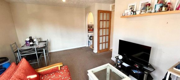 Квартира с 1 спальней в Редхилл, Великобритания № 12310 10