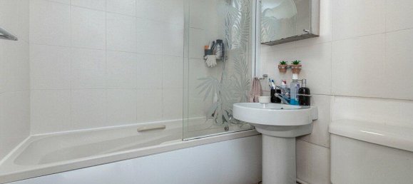 Квартира с 1 спальней в Редхилл, Великобритания № 12310 7