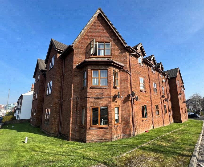 Квартира с 1 спальней в Редхилл, Великобритания № 12310