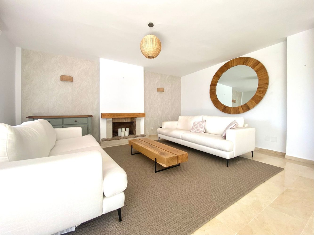 Дуплекс с 4 спальнями в Марбелья, Испания № 57068