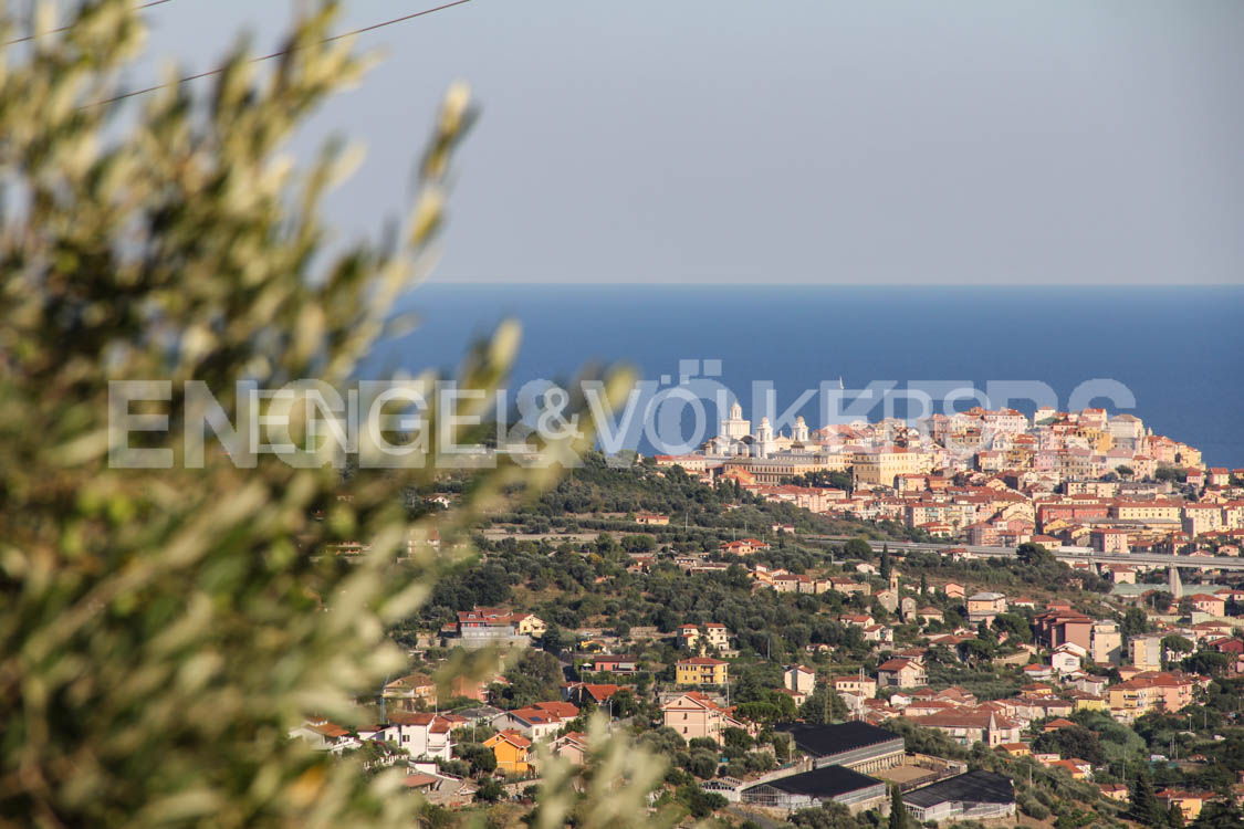 Terreno em Dolcedo, Italy N.º 127313