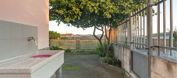 9 rooms Villa in Ceriale, Italy No. 207844 8