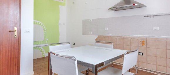 5 rooms Apartment in Cotignola, Italy No. 5653 11