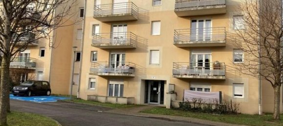 3 rooms Apartment in Fourchambault, France No. 353254 2